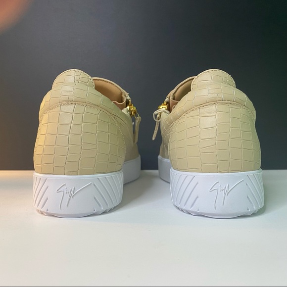 GIUSEPPE ZANOTTI Beige Low Top Crocodile Sneakers - Picture 7 of 16